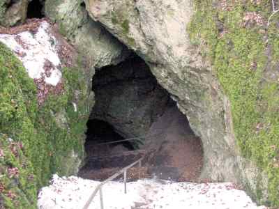 Arndthöhle in Kipfenberg im Altmühltal