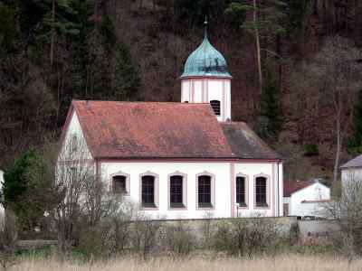 Kirche Hl. Kreuz bei Kipfenberg im Altmühltal